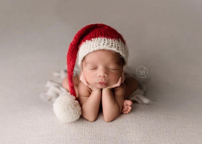 New Year’s photo session of a baby – ideas for touching baby photos 34