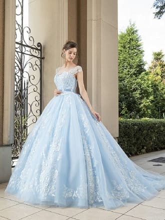 Модні весільні сукні 2023: головні тренди сезону 13