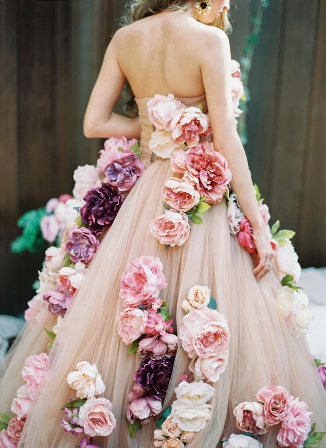Wedding dresses 2023: fashion trends, current news