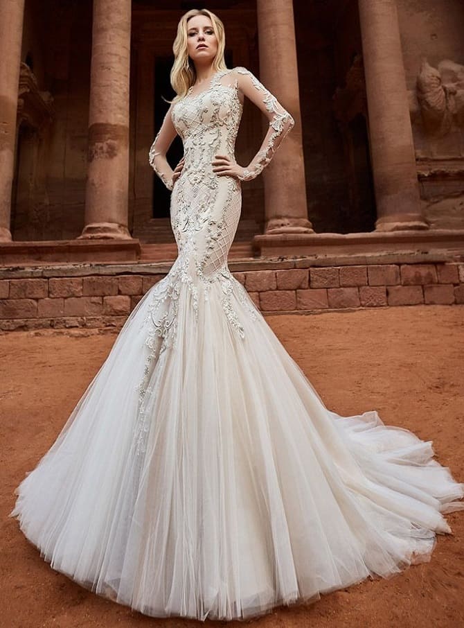 Fashionable wedding dresses 2023: the main trends of the season 39