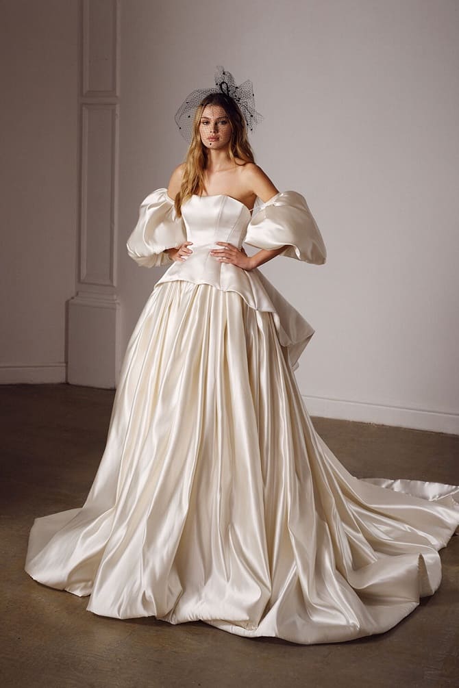Fashionable wedding dresses 2023: the main trends of the season 47