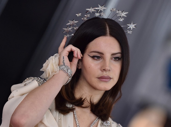 Lana Del Rey has released a new single and announced the release of the album 1