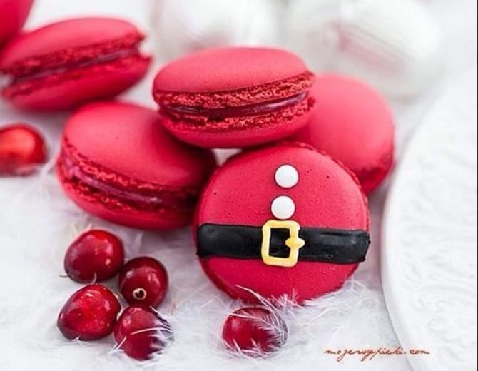 How to decorate macaroons for the New Year 2024: beautiful ideas with photos 14