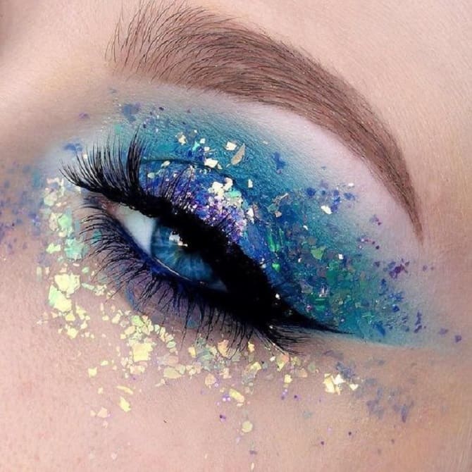 How to make Snow Maiden makeup for the New Year: fresh ideas 5