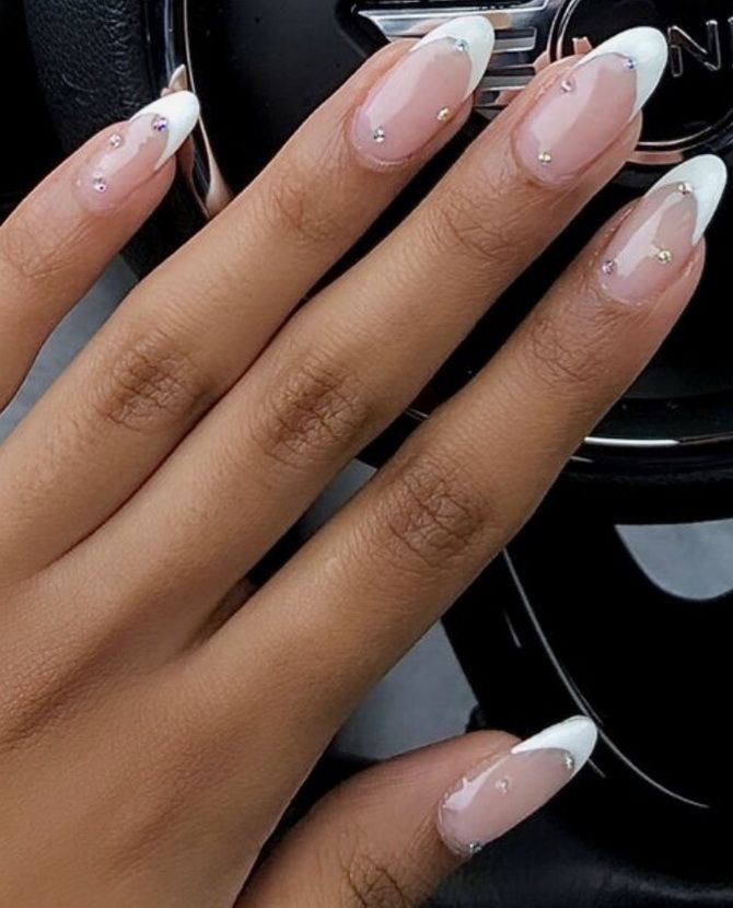 Fresh Design Ideas for French Manicure 4