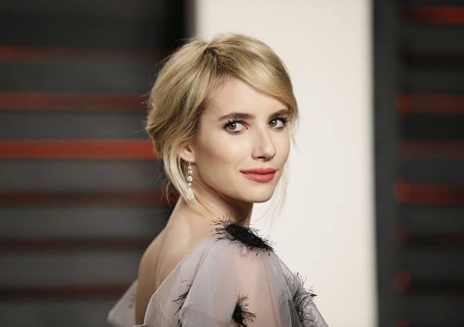 Emma Roberts makes first appearance with new boyfriend Cody Jones 3