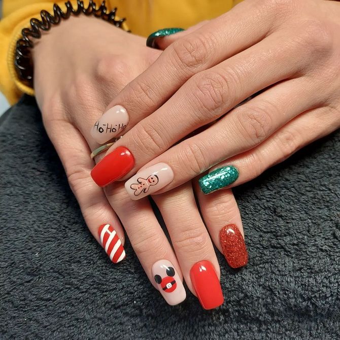 Christmas Manicure 2023: Beautiful Party Design Ideas 35