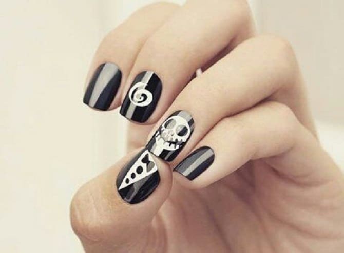 Manicure in the style of Wednesday Addams: photo ideas of stylish nail design 8