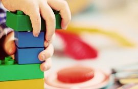 Купить детские игрушки оптом в Kalibri: особенности выбора