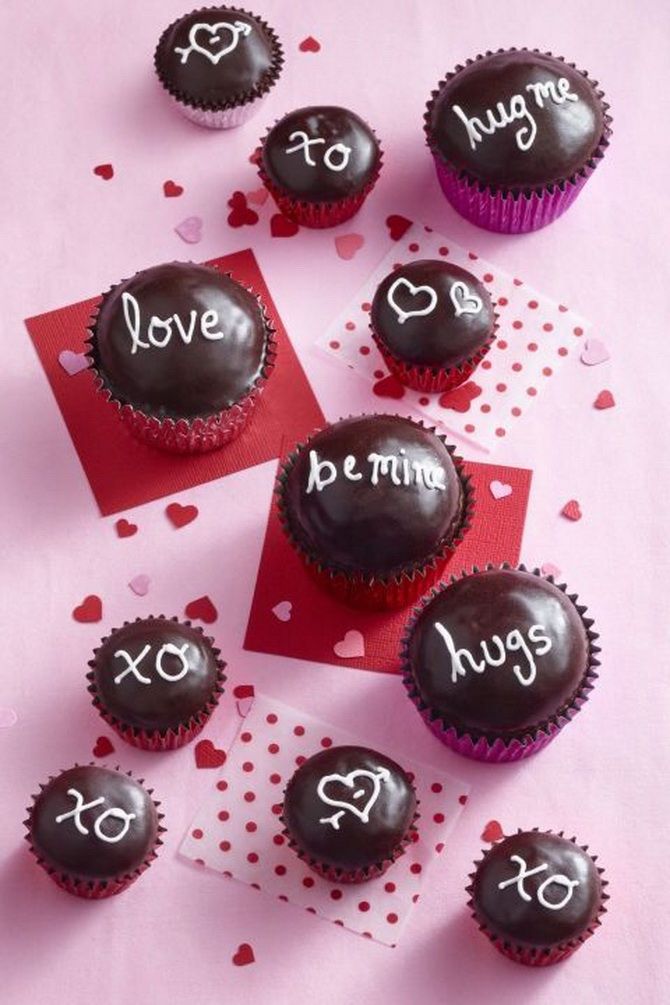 So dekorieren Sie Cupcakes schön zum Valentinstag 4