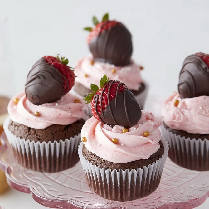 So dekorieren Sie Cupcakes schön zum Valentinstag 13