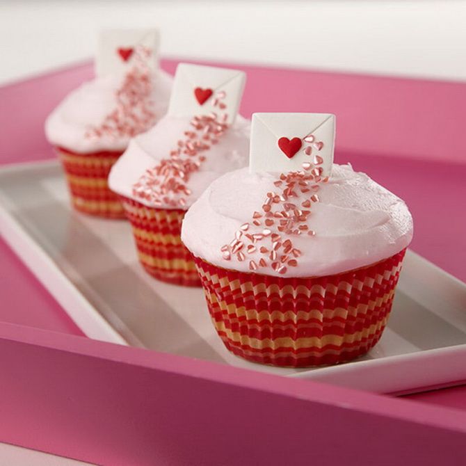 So dekorieren Sie Cupcakes schön zum Valentinstag 28