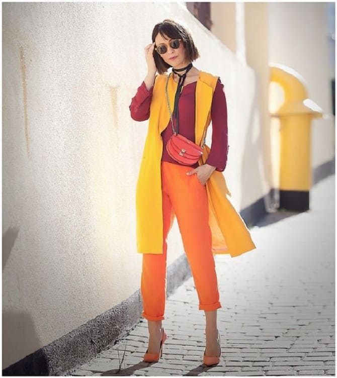 Модні образи Viva Magenta: як носити колір 2023 року 12