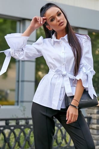 Elongated blouses: fashion models of 2023 8