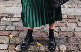 Style mistakes: what shoes can not be combined with a midi skirt