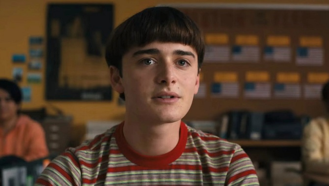 Stranger Things star Noah Schnapp comes out 3