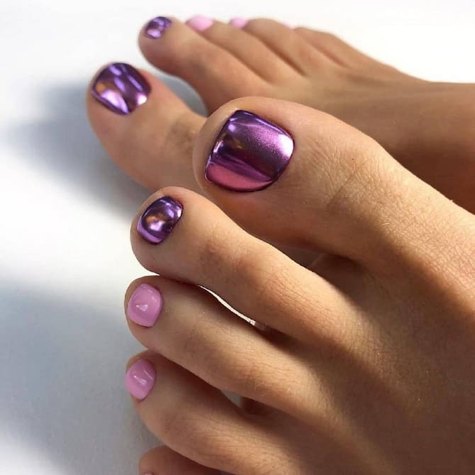 What will be the fashionable pedicure in 2023: the main trends 7