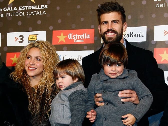 Gerard Pique first showed a photo of his girlfriend, because of which he broke up with Shakira 3