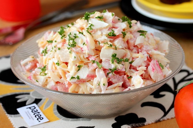 5 delicious salads with crab sticks 4