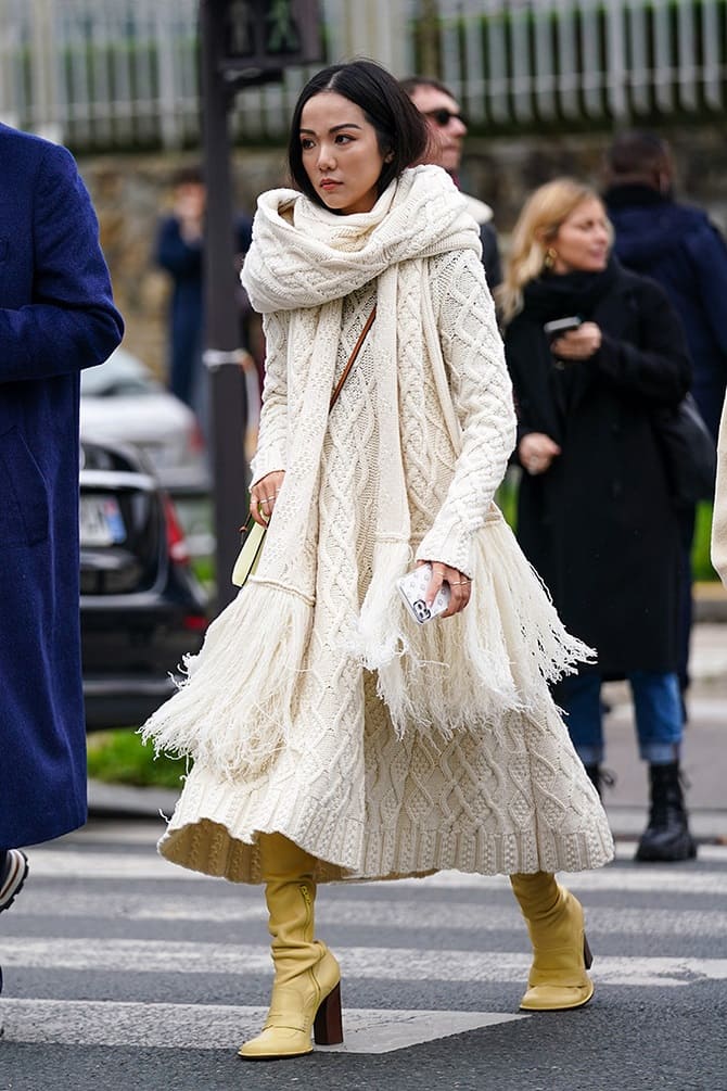 Fashion scarves winter-spring 2023: trendy models 11