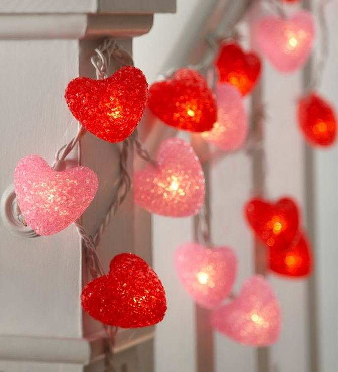 How to decorate a house for Valentine’s Day: simple decor ideas 4