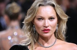 There will be a movie about Kate Moss. It became known who will play the supermodel