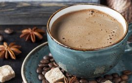 Kaffee: Was ist dieses Getränk und warum wird es auf der ganzen Welt so geliebt?