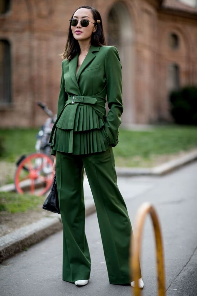 Fashionable trouser suits spring-summer 2024: 5 main trends 4