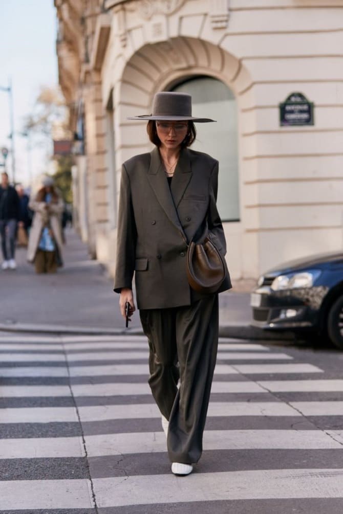 Fashionable trouser suits spring-summer 2024: 5 main trends 9