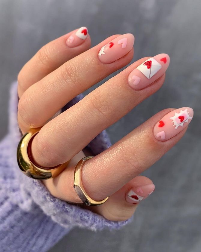Romantic manicure with hearts for Valentine’s Day 2023 21