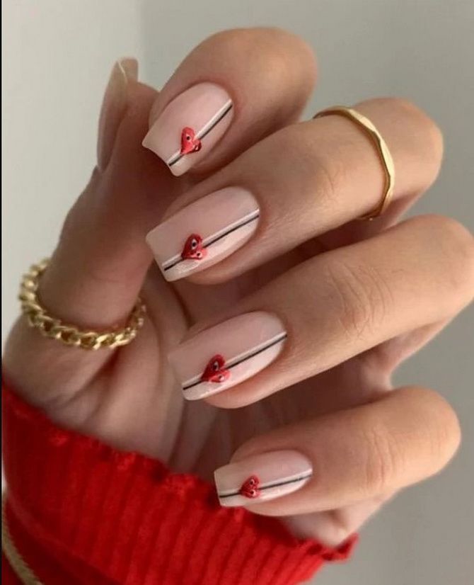 Romantic manicure with hearts for Valentine’s Day 2023 7