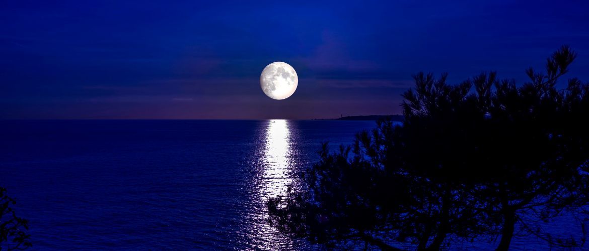 When is the Full Moon in March 2023: the exact date and time