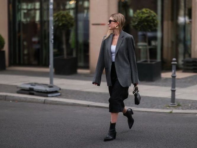 Секреты стиля: как носить пиджак невысоким женщинам 11
