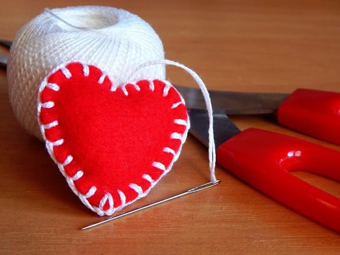 Подарки ко Дню святого Валентина своими руками: чем порадовать любимого человека? 17