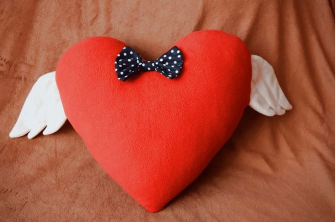 Подарки ко Дню святого Валентина своими руками: чем порадовать любимого человека? 18
