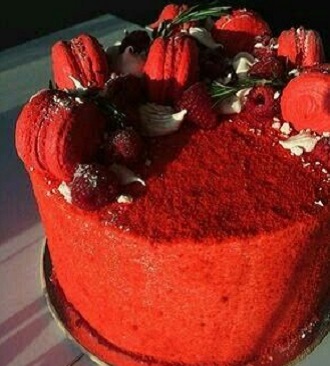 How to decorate a cake for Valentine’s Day: beautiful decoration of sweet gifts 18