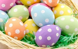 5 originelle Ideen, wie man Eier zu Ostern dekoriert (+ Bonus-Video)