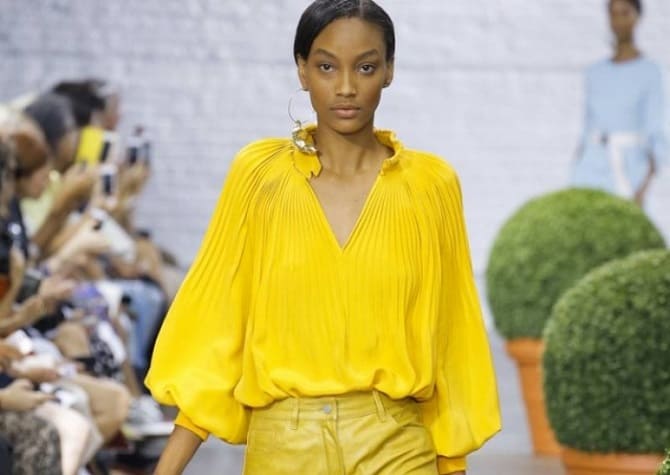 Fashion blouses spring-summer 2023: trendy models 8