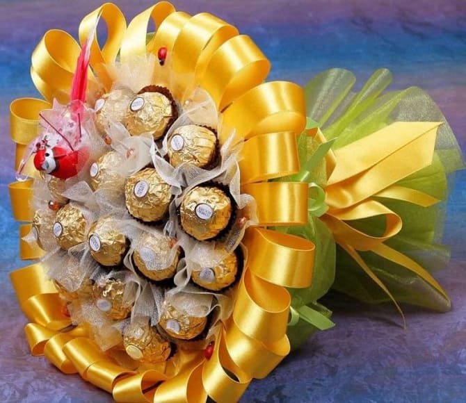DIY bouquet of sweets for March 8: how to make 6