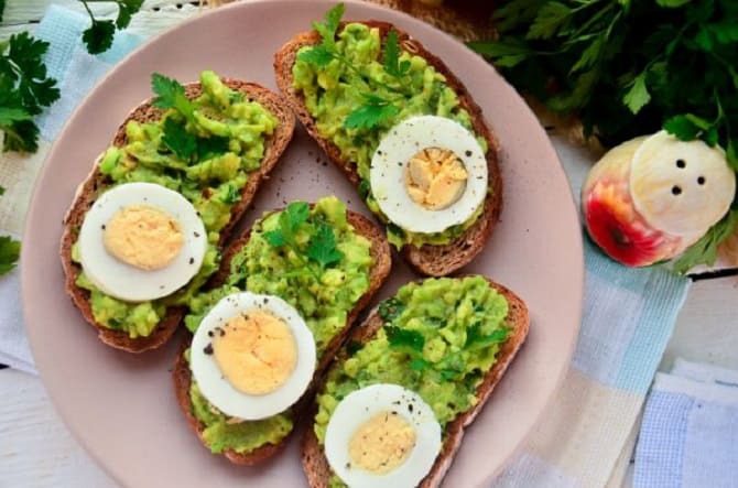 Смачні та корисні бутерброди на сніданок: прості рецепти з фото (+бонус-відео) 1
