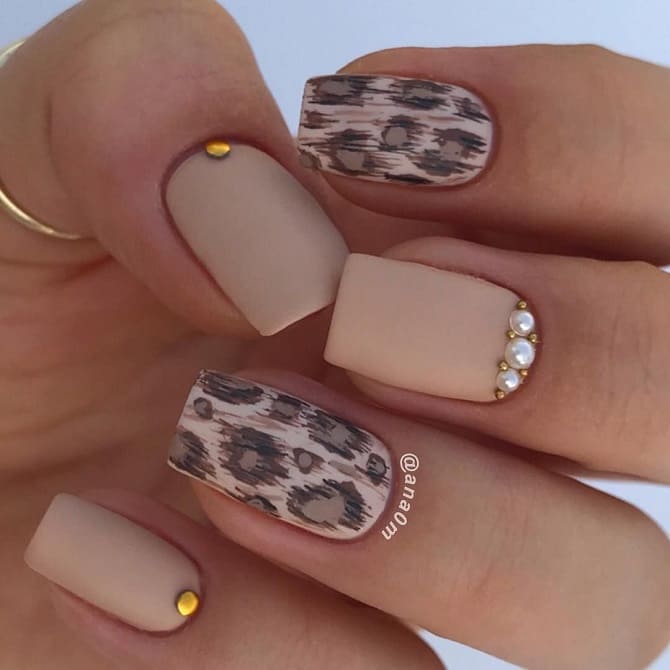 Leopard manicure 2023-2024: current trends in nail design 17