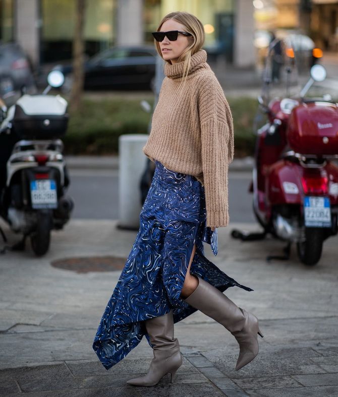 How to Pair a Sweater with a Midi Skirt: Casual Looks (+ Bonus Video) 2