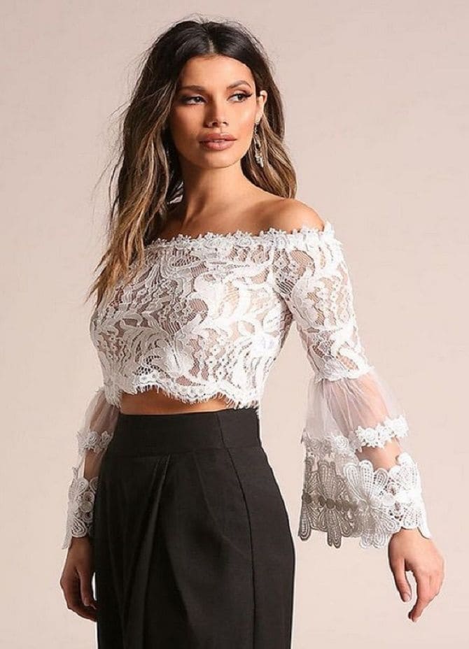 Trendy lace tops 2023: how to wear and what to combine with (+bonus video) 5
