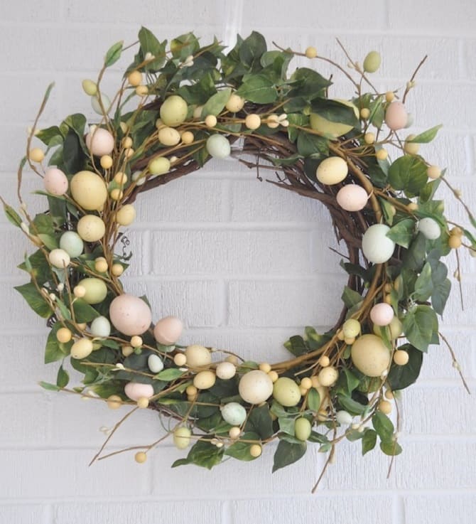 Easter Wreath Decor: Beautiful Design Ideas (+ Bonus Video) 10