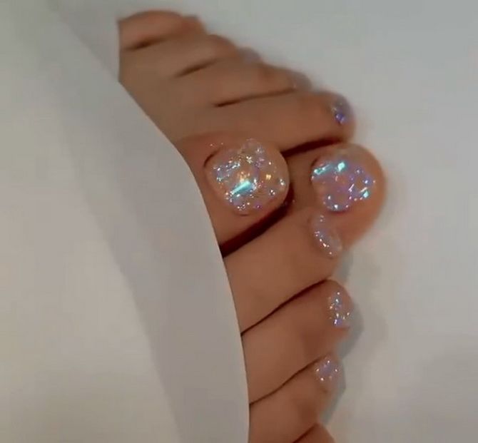 Pedicure 2023: fashion trends, novelties + bonus video 1