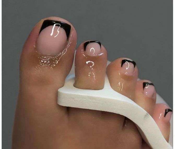 Pedicure 2023: fashion trends, novelties + bonus video 5