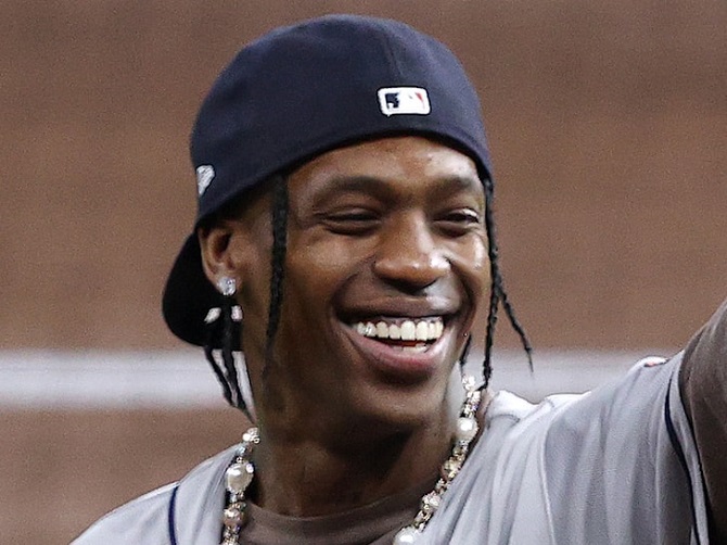 Travis Scott accused of beating a man 2