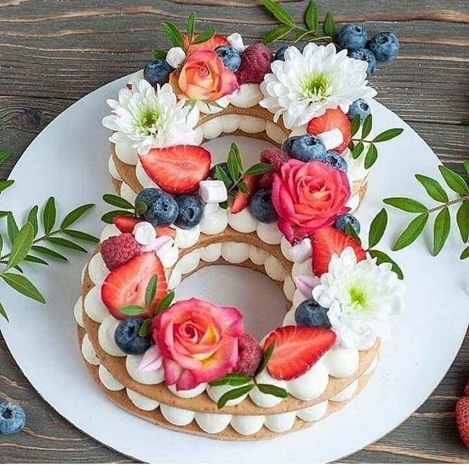 How to decorate a cake for March 8: fresh ideas, photos 15