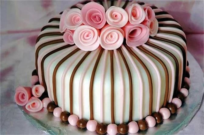 How to decorate a cake for March 8: fresh ideas, photos 6