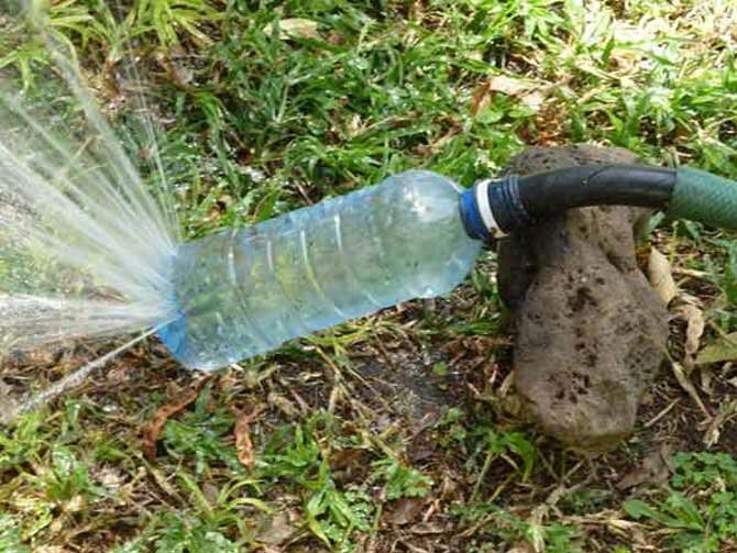 Watering can from a plastic bottle – Garden hacks and useful tips Part 11 + bonus video 1